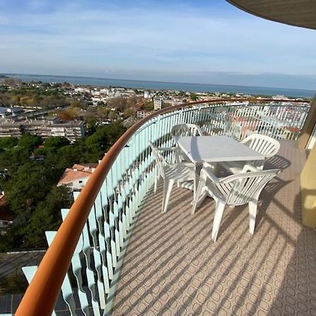Appartamento Cond Torre Lignano Sabbiadoro Esterno foto