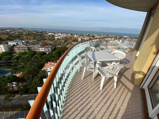 Appartamento Cond Torre Lignano Sabbiadoro Esterno foto